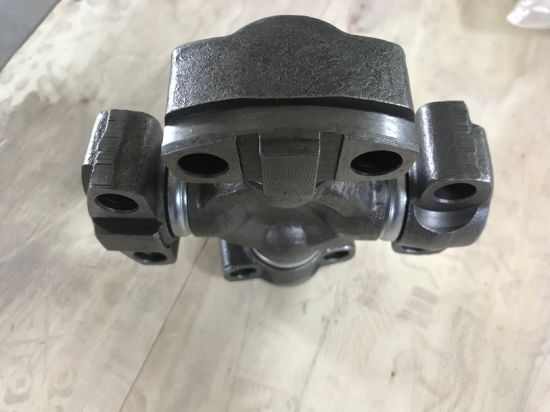 Sdlg LG958L Wheel Loader Spare Parts 2908000005001 Joint Cross