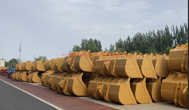 1690200141 SDLG Wheel Loader Bucket 1.8m³ with Wear-resistant Plate