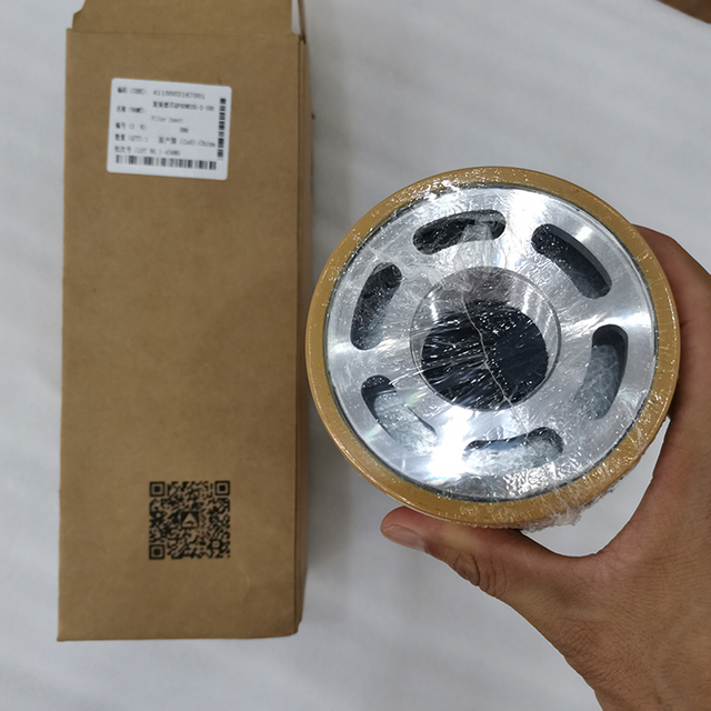 SDLG L946 Wheel Loader Engine Fuel Filter Insert 4110003167001